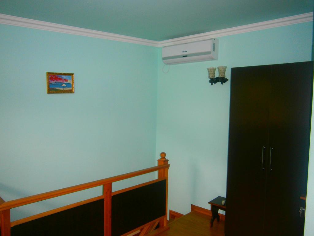 Aygestan Comfort Holiday Home Yerevan Room photo